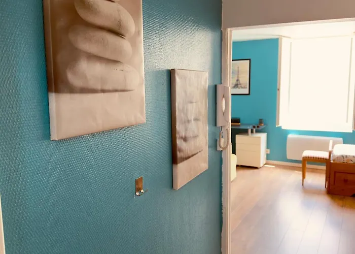 T1 Tv 43' Avec Netflix - Canal Serie - Apple Tv - Ocs - - Dazen - Bein Sport - Prime Video Lejlighed